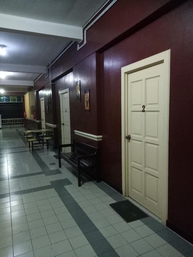 Kuala Besut Jetty Budget Hotel Ain - In Front Of Kuala Besut Jetty Ngoại thất bức ảnh
