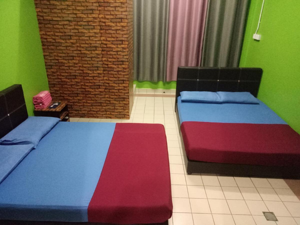 Kuala Besut Jetty Budget Hotel Ain - In Front Of Kuala Besut Jetty Ngoại thất bức ảnh