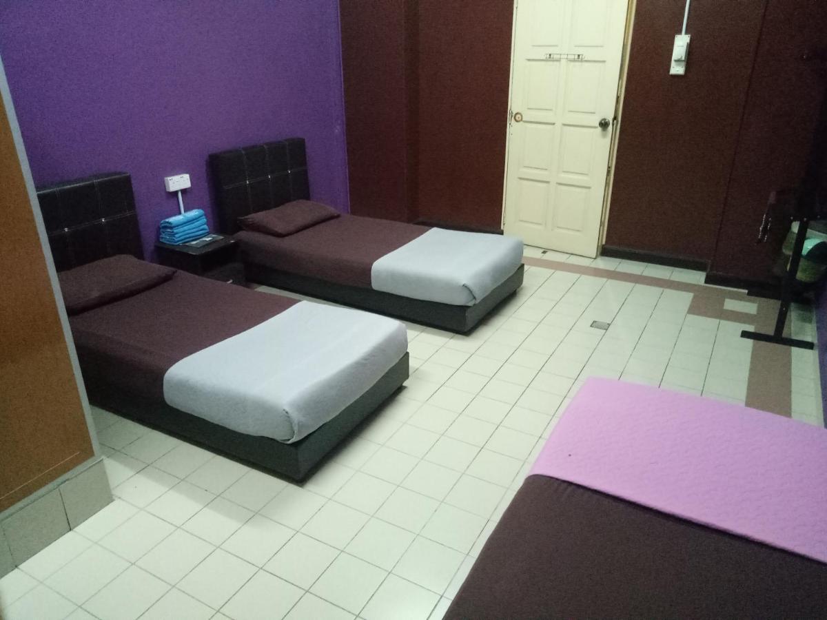 Kuala Besut Jetty Budget Hotel Ain - In Front Of Kuala Besut Jetty Ngoại thất bức ảnh