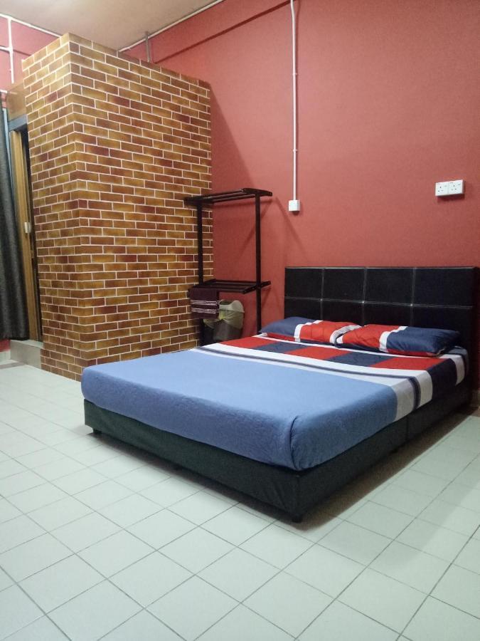 Kuala Besut Jetty Budget Hotel Ain - In Front Of Kuala Besut Jetty Ngoại thất bức ảnh